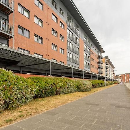 Lux Waterfront 2 Bed Apt, V&A 10Min Walk, St Andrew'S Golf 25Min Drive 던디 외부 사진