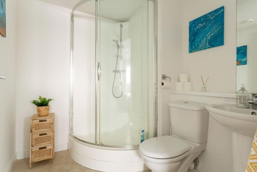 Lux Waterfront 2 Bed Apt, V&A 10Min Walk, St Andrew'S Golf 25Min Drive 던디 외부 사진